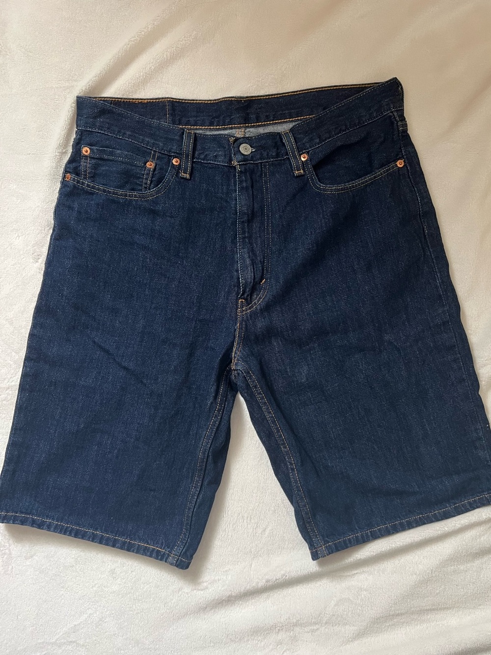 Levi’s Dark Wash 469 Denim Shorts Men’s Size 34